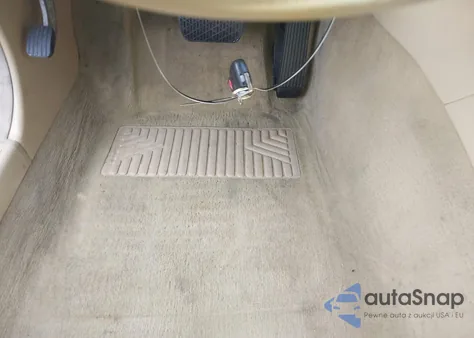 2002 Mercedes-Benz C 320 из США, поврежденный, VIN WDBRF64J22F216541